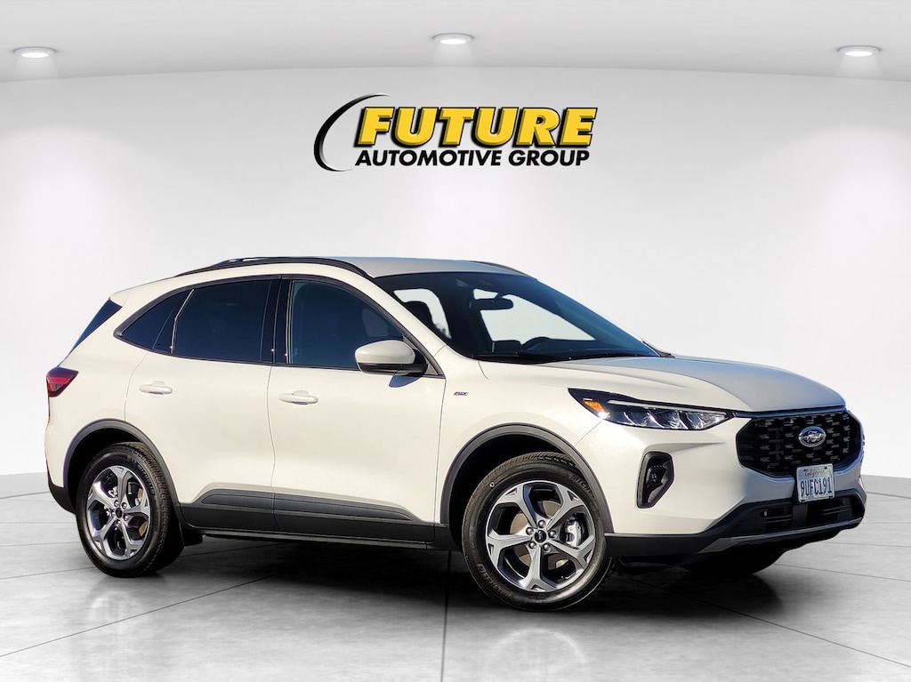 Used 2025 Ford Escape Hybrid ST-Line Select SUV