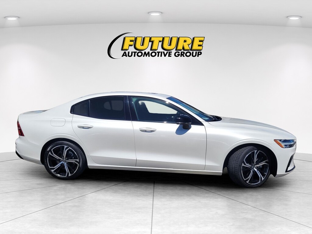 Used 2024 Volvo S60 B5 Core Dark Theme Sedan