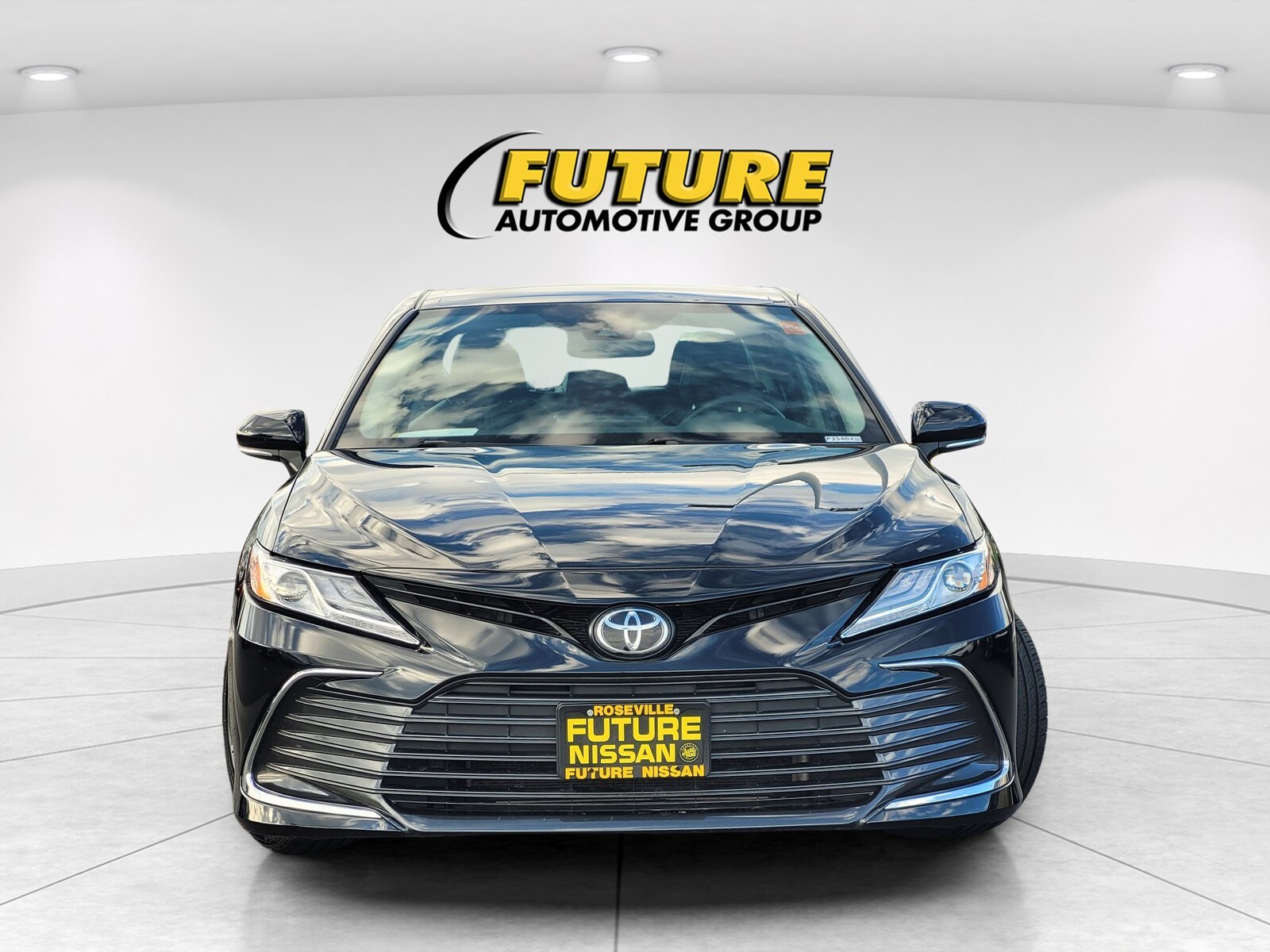 2024 Toyota Camry XLE photo 2