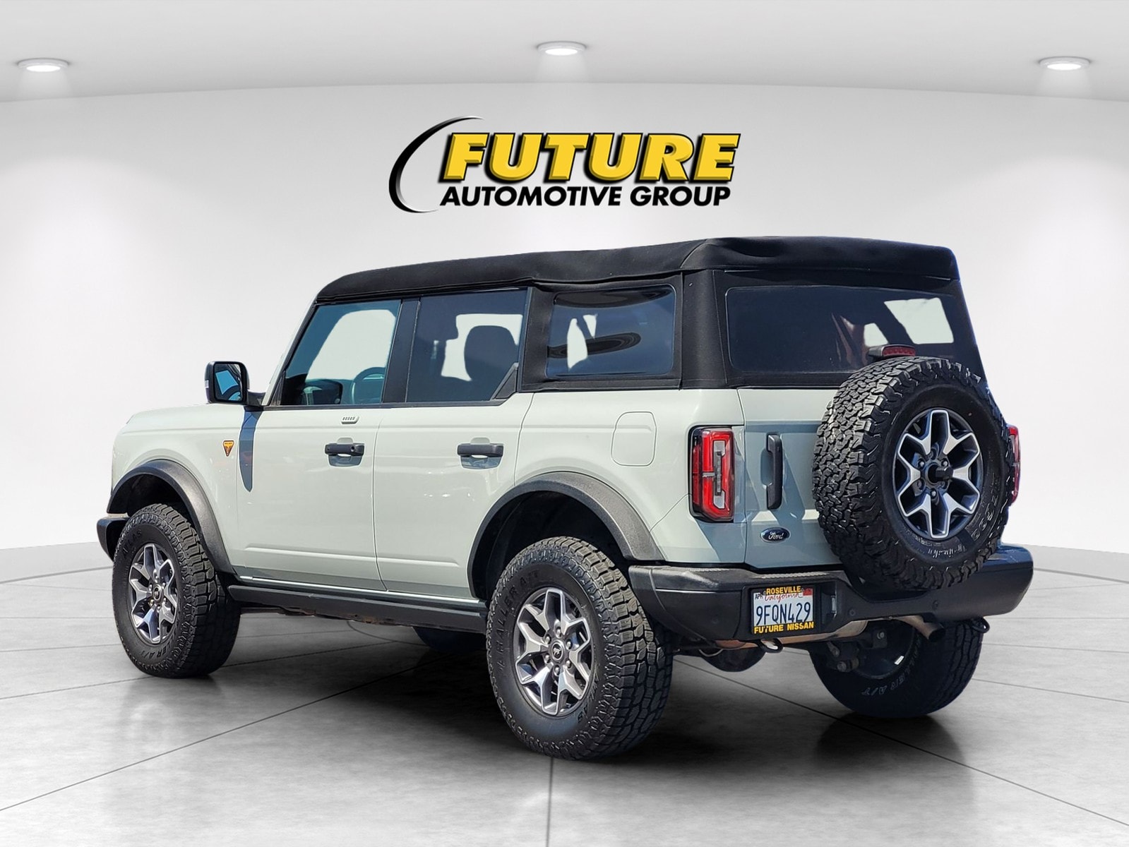 2023 Ford Bronco Badlands photo 6