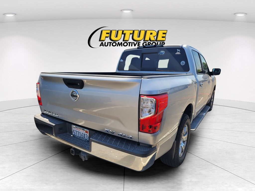 Used 2019 Nissan Titan SV Crew Cab