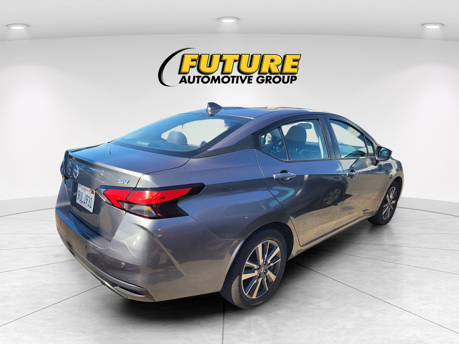 2021 Nissan Versa 1.6 SV photo 3