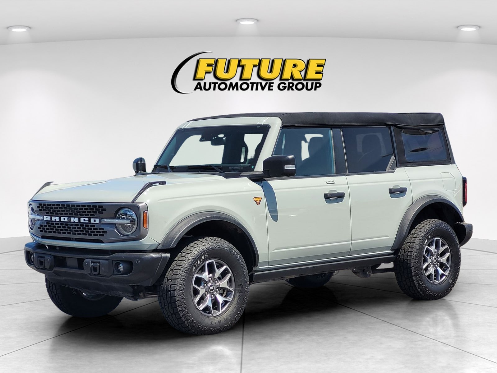 2023 Ford Bronco Badlands photo 4