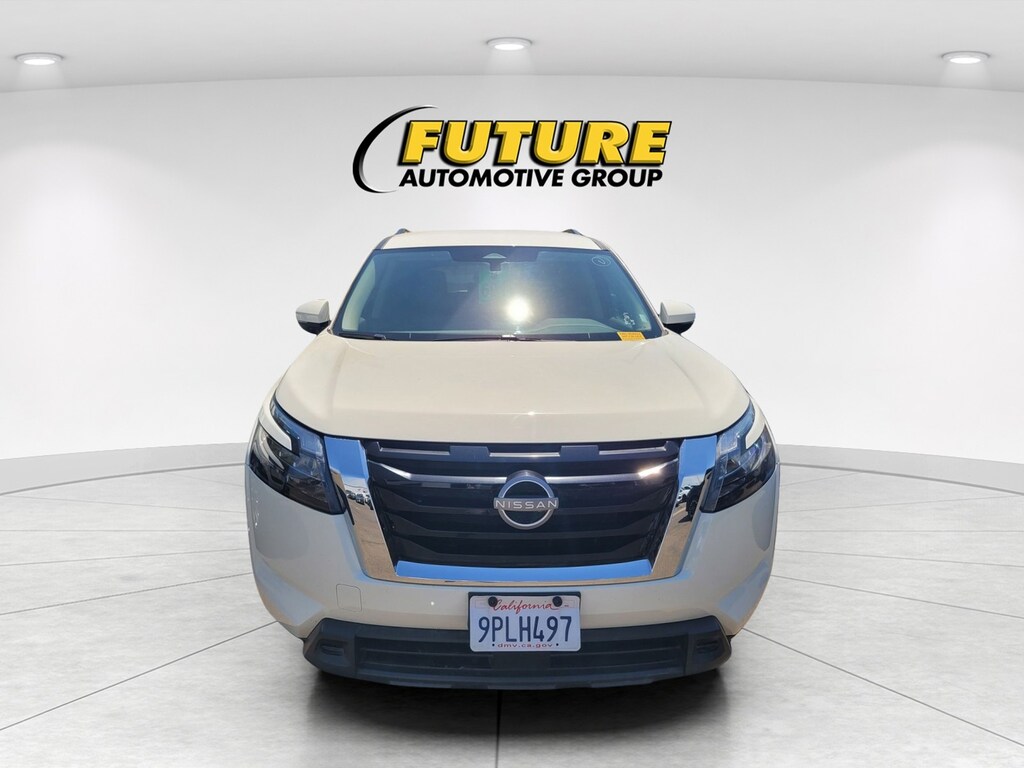 Used 2025 Nissan Pathfinder SV SUV