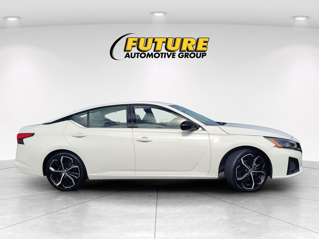 Certified 2024 Nissan Altima 2.5 SR Sedan