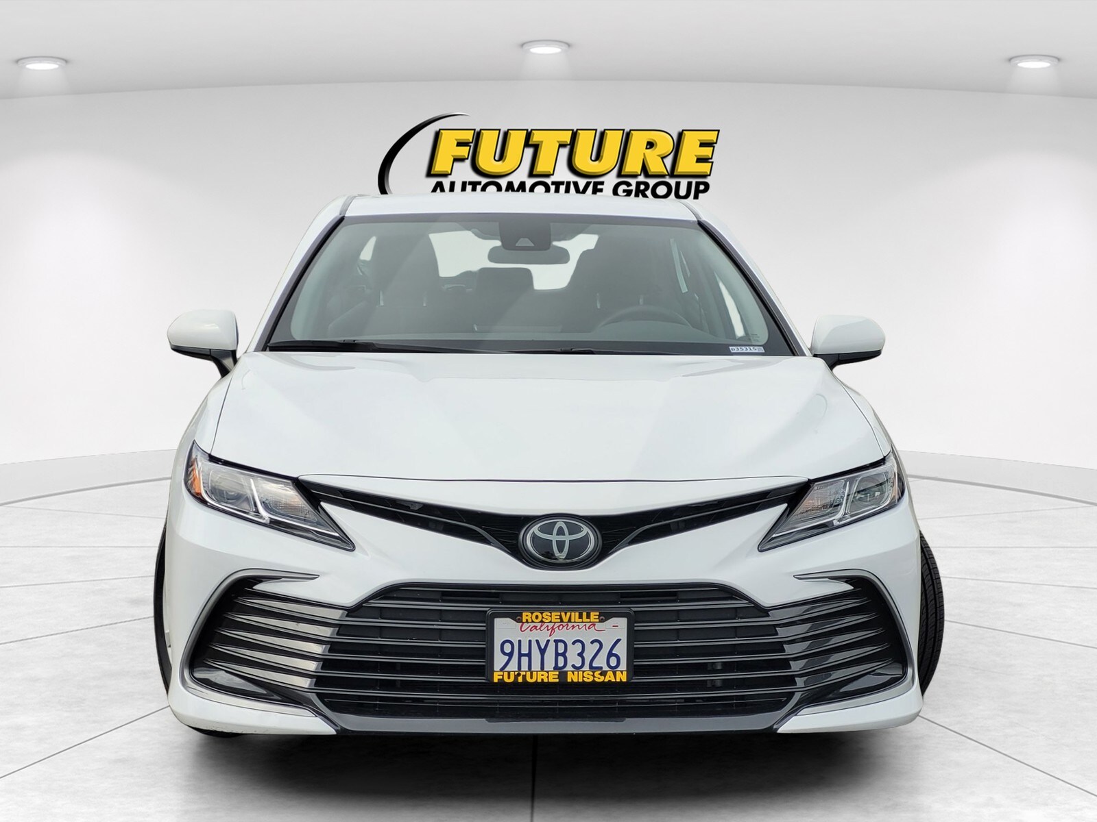 2023 Toyota Camry LE photo 2
