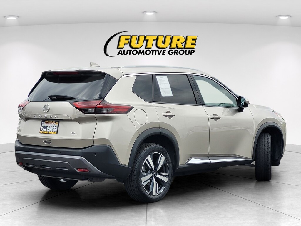 Used 2023 Nissan Rogue SL