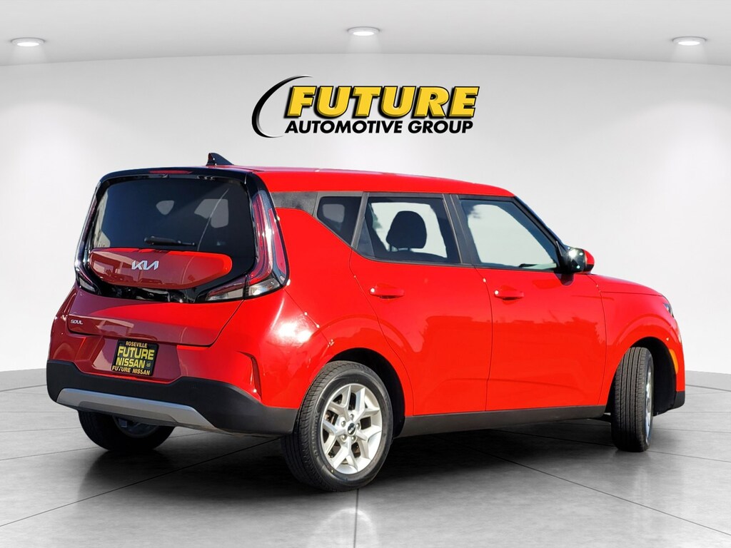 Used 2024 Kia Soul LX Hatchback