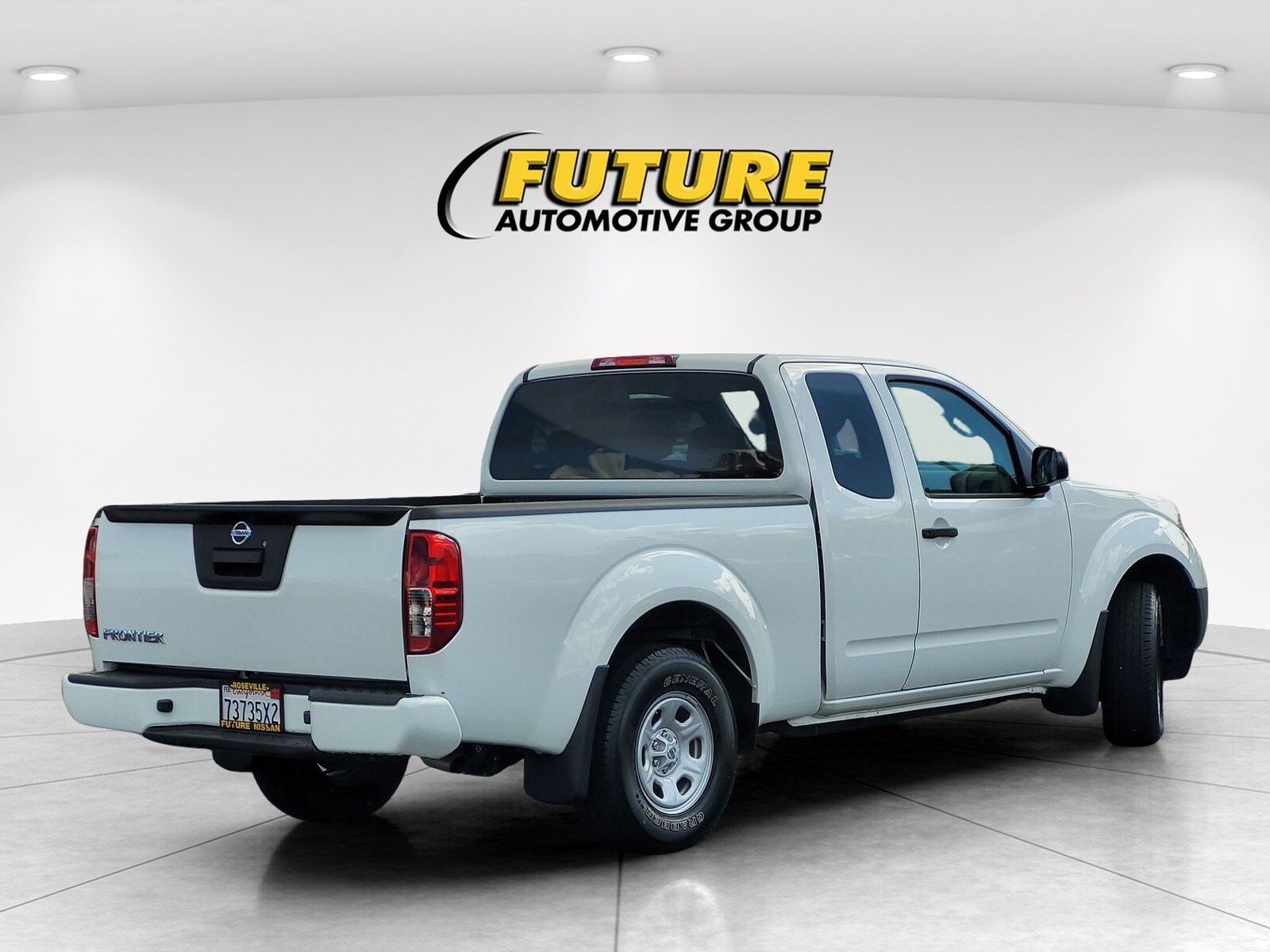 2019 Nissan Frontier S King Cab photo 4