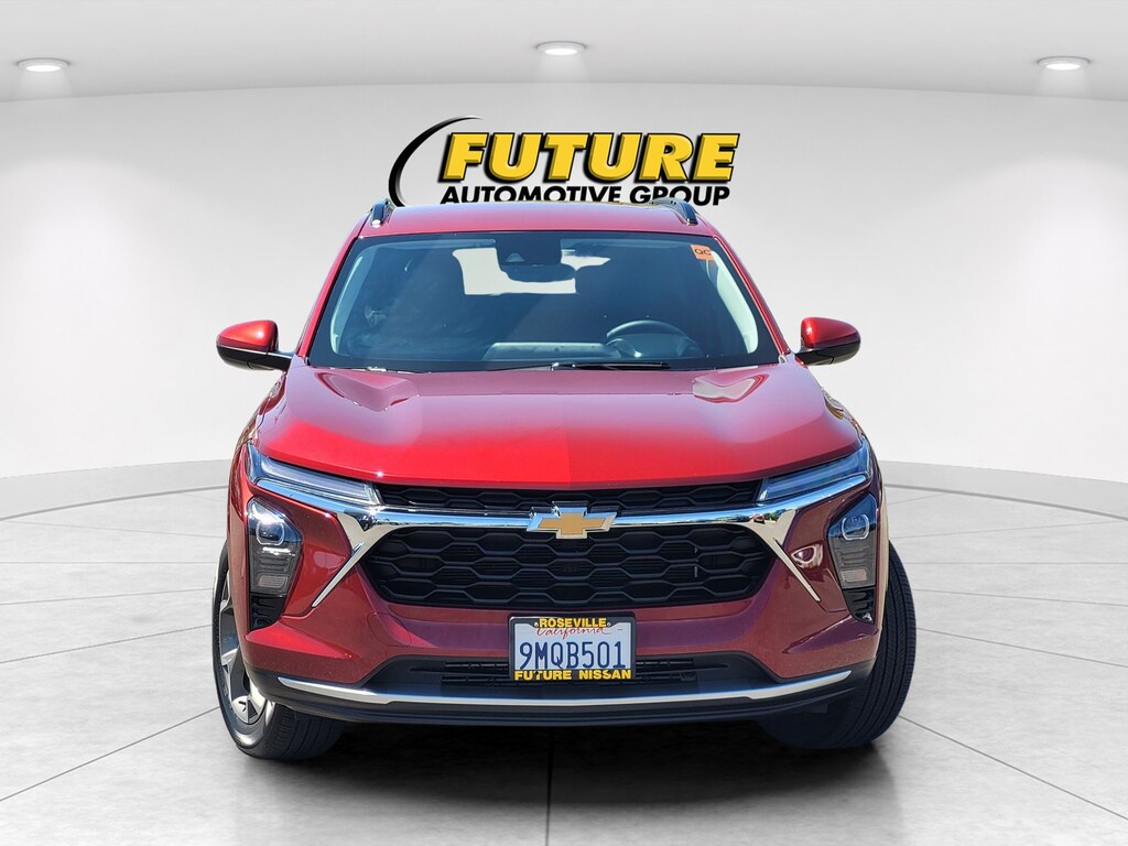 Used 2024 Chevrolet Trax LT SUV