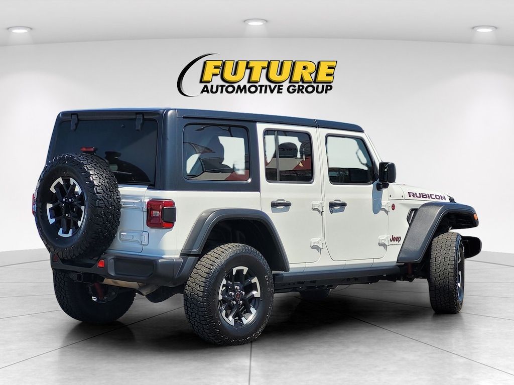 Used 2025 Jeep Wrangler Rubicon SUV