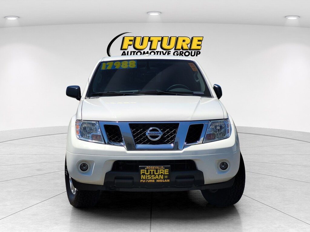 Used 2016 Nissan Frontier SV Crew Cab