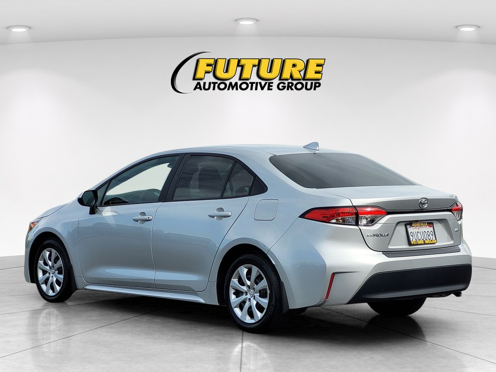 2025 Toyota Corolla LE photo 6