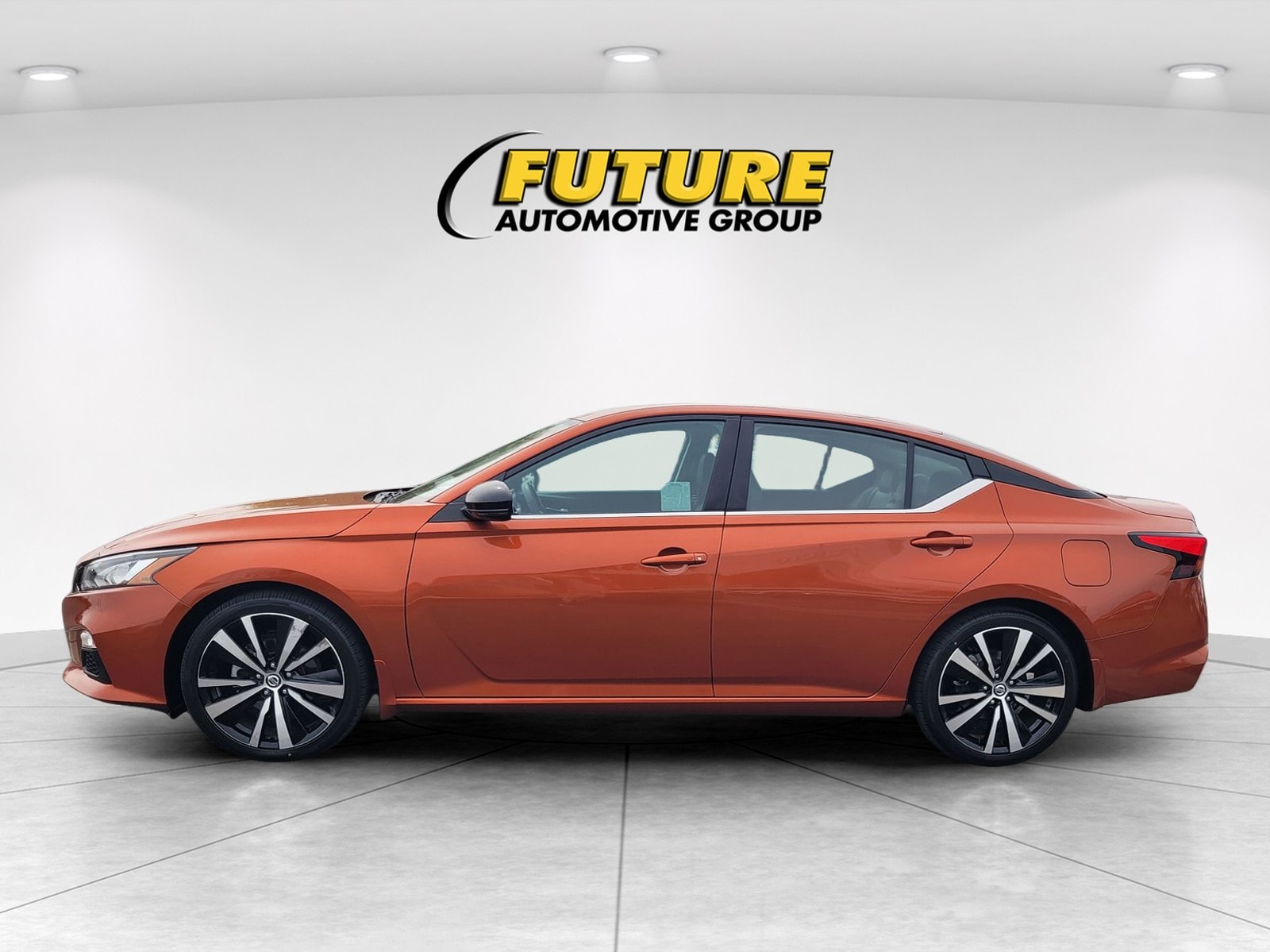 2021 Nissan Altima 2.5 SR photo 5