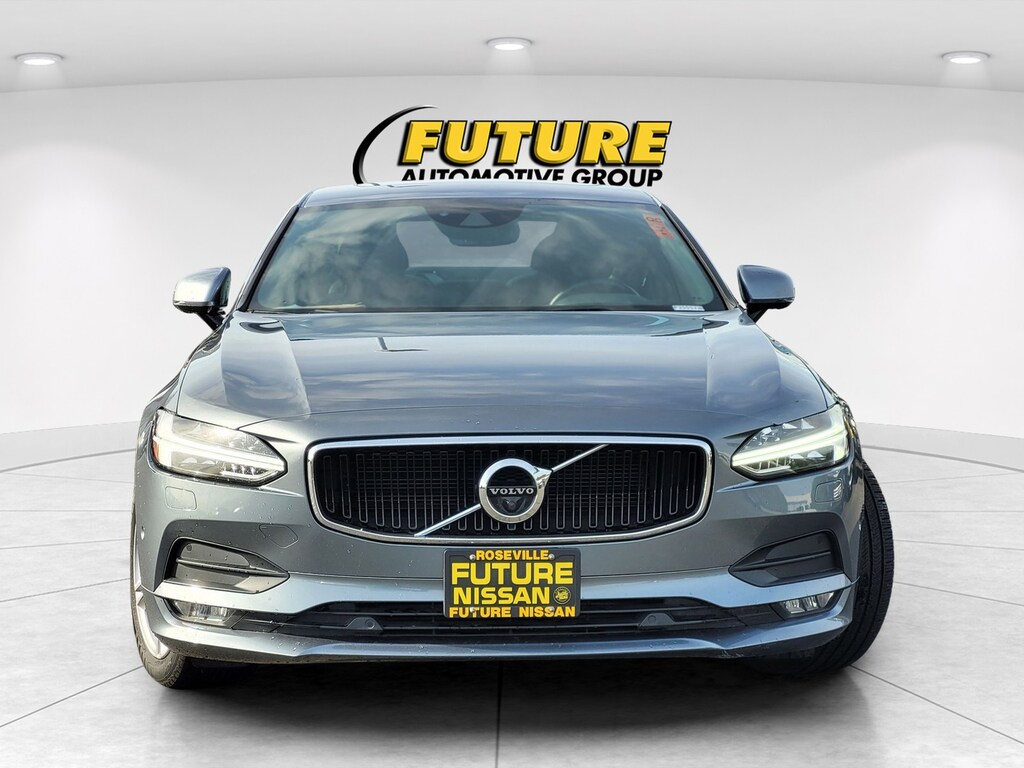 Used 2017 Volvo S90 T5 Momentum Sedan
