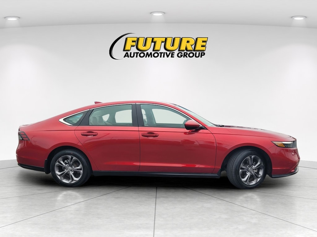 Used 2024 Honda Accord EX Sedan