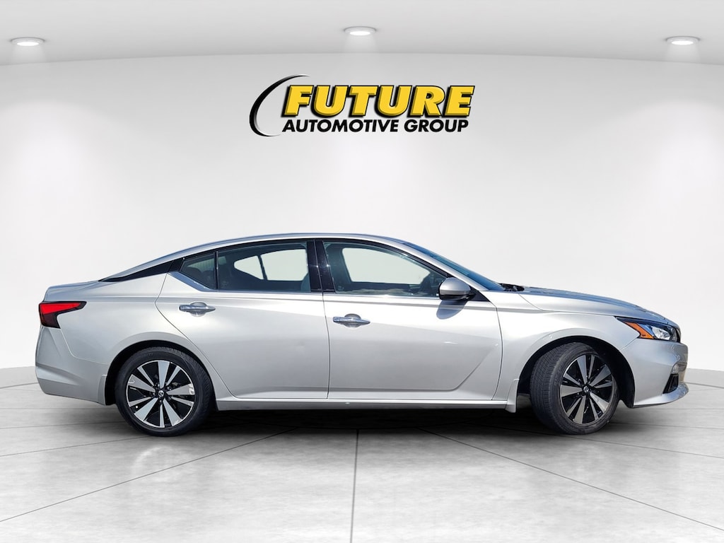 Used 2019 Nissan Altima 2.5 SV Sedan
