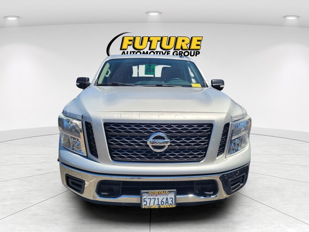 Used 2019 Nissan Titan SV Crew Cab