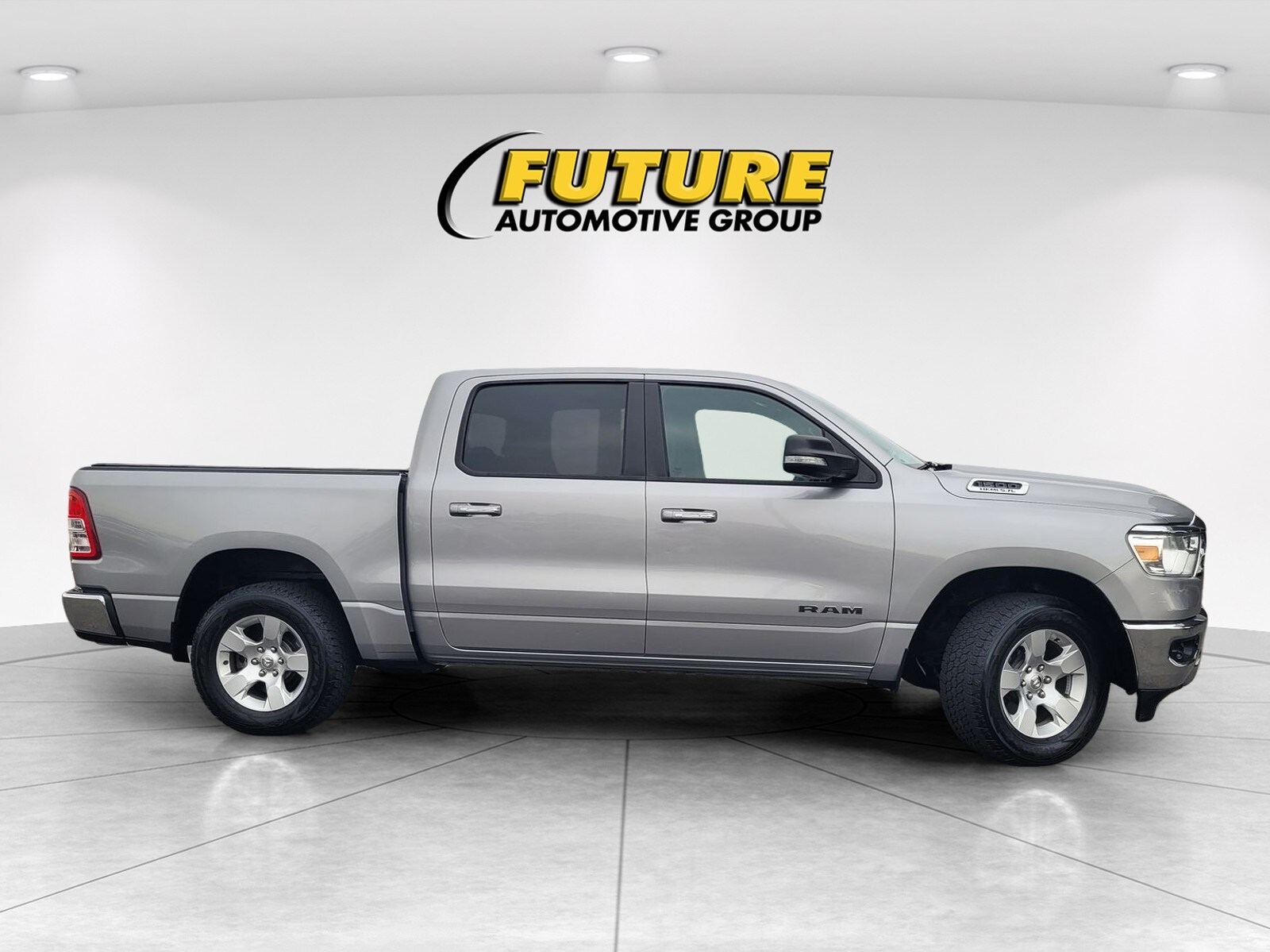 2019 Ram 1500 Big Horn Lone Star photo 3