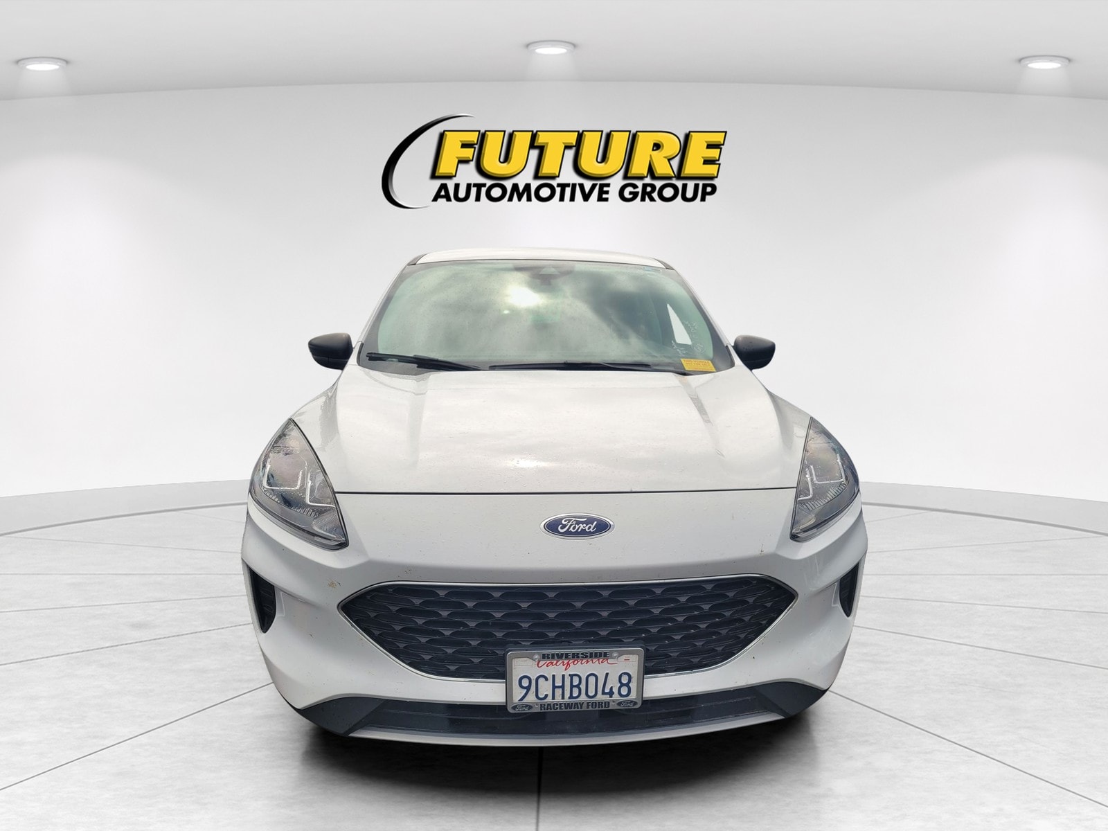 2022 Ford Escape SE photo 2