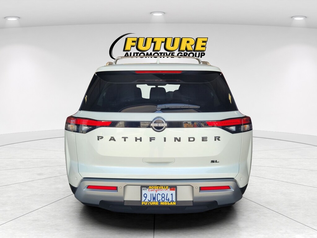 Certified 2024 Nissan Pathfinder SL SUV
