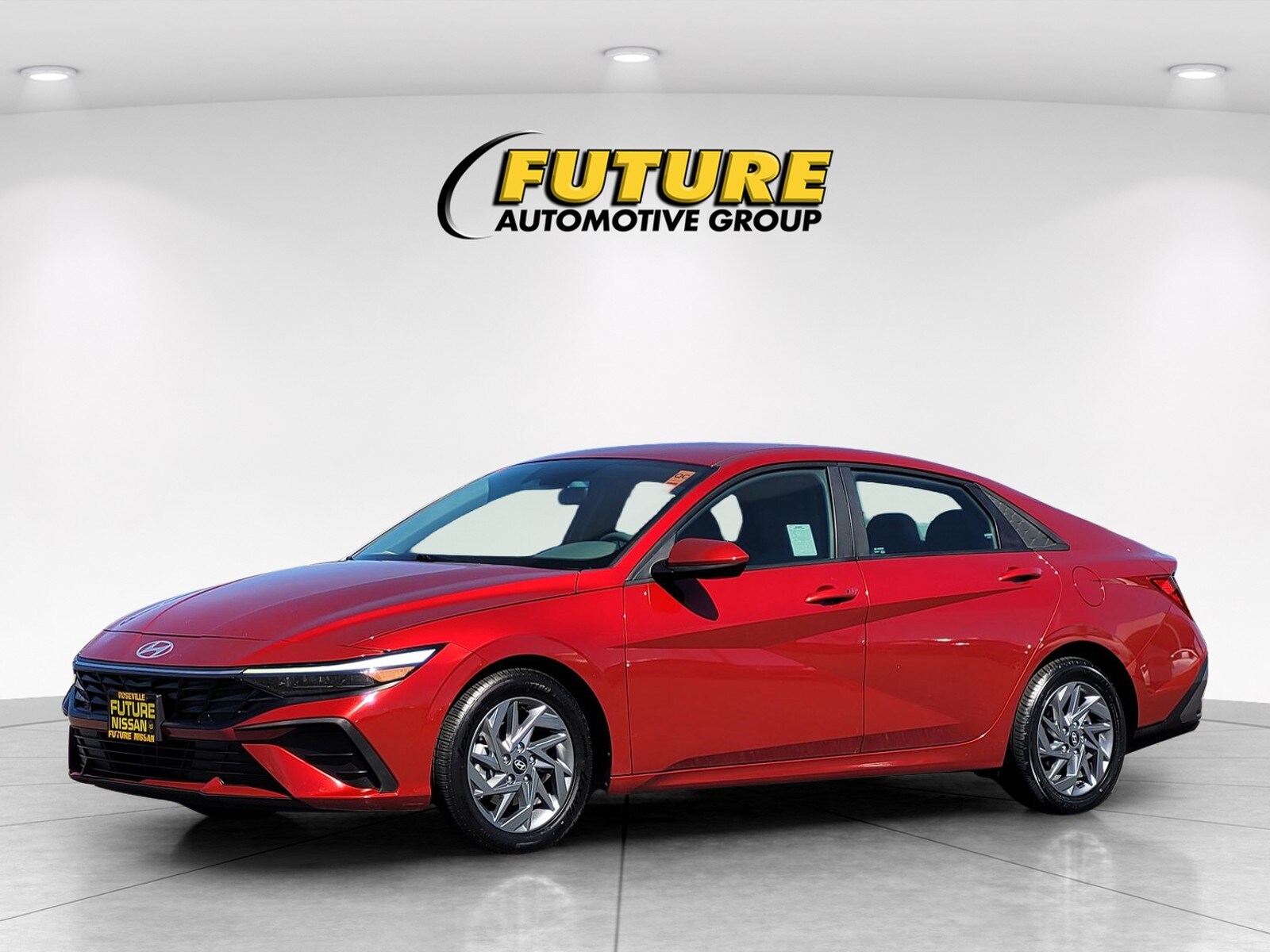 2024 Hyundai Elantra SEL photo 4