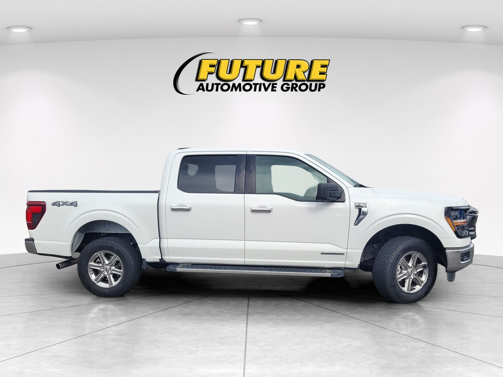 2024 Ford F-150 XLT Supercrew photo 2