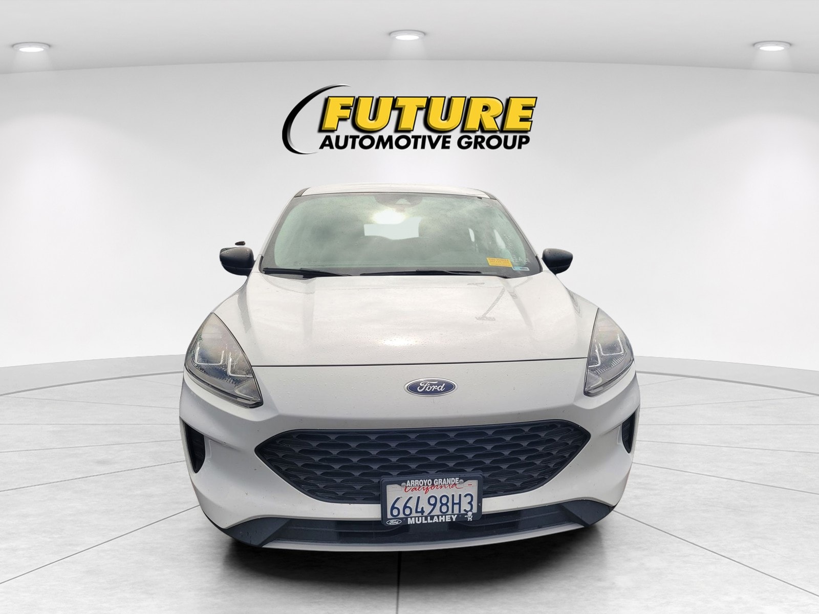 2021 Ford Escape S photo 2