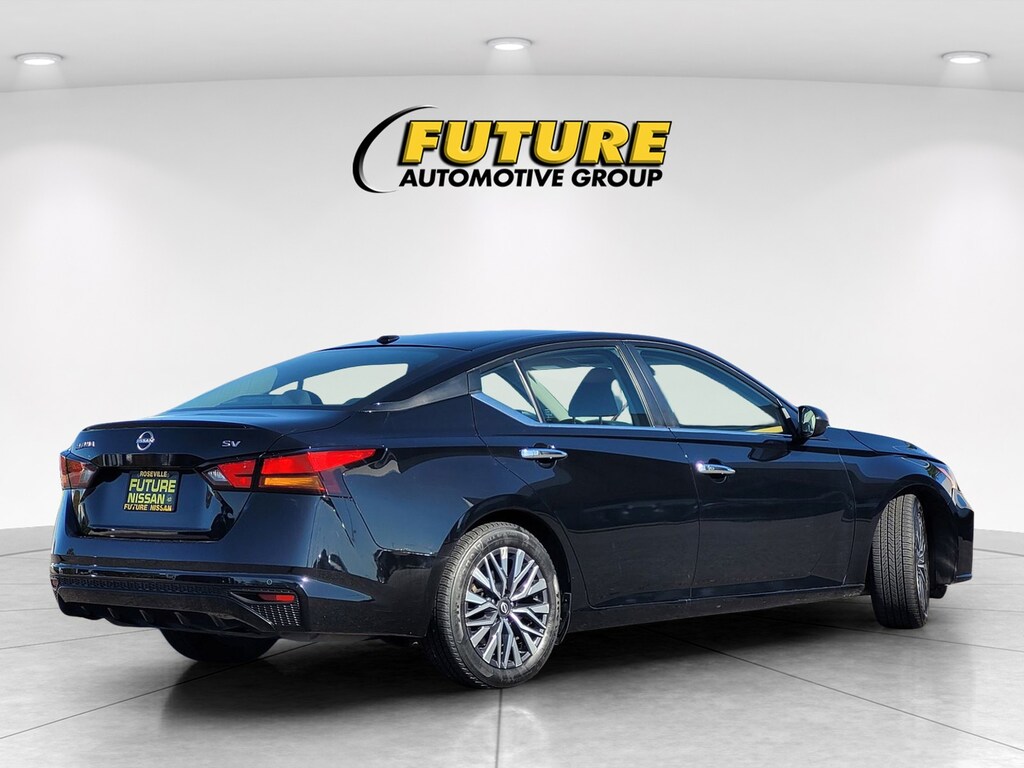 Certified 2024 Nissan Altima 2.5 SV Sedan