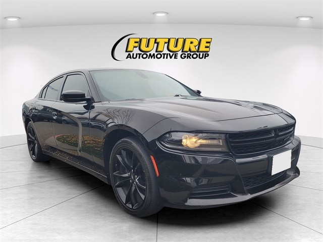 2019 Dodge Charger SXT's photo