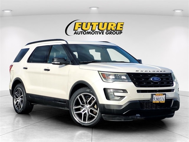 2017 Ford Explorer Sport's photo