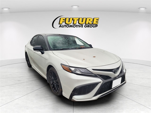 2023 Toyota Camry XSE's photo