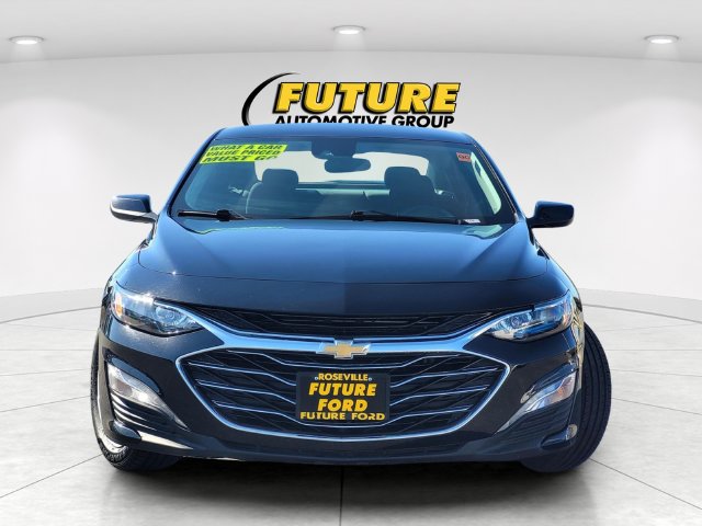 1G1ZD5ST2SF120262