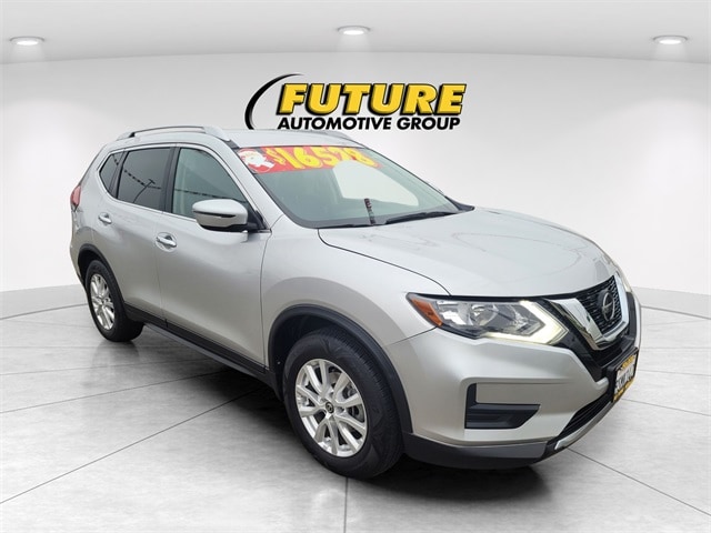 2019 Nissan Rogue SV's photo