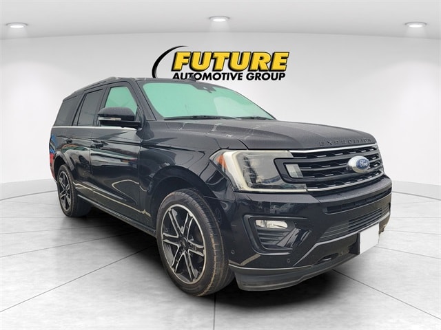 2019 Ford Expedition Limited's photo