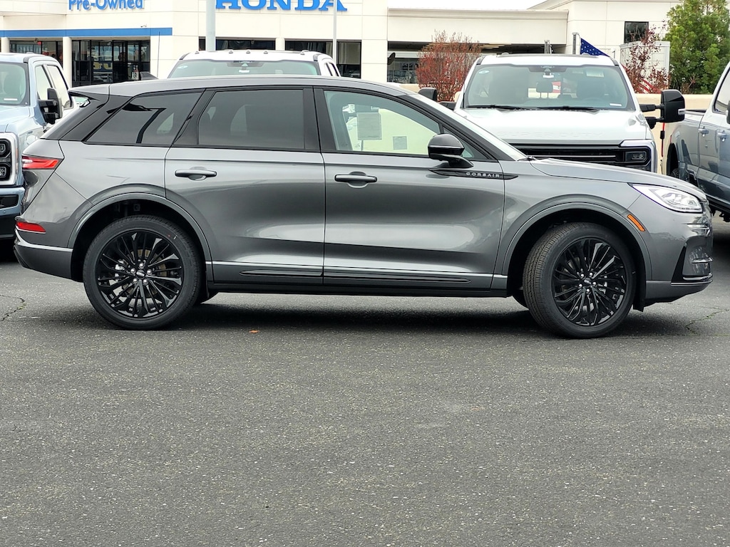 New 2025 Lincoln Corsair Reserve CROSSOVERS
