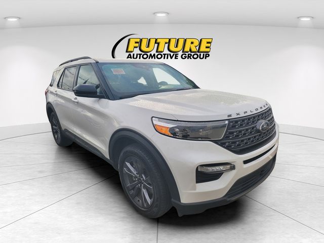 2022 Ford Explorer XLT 4WD's photo