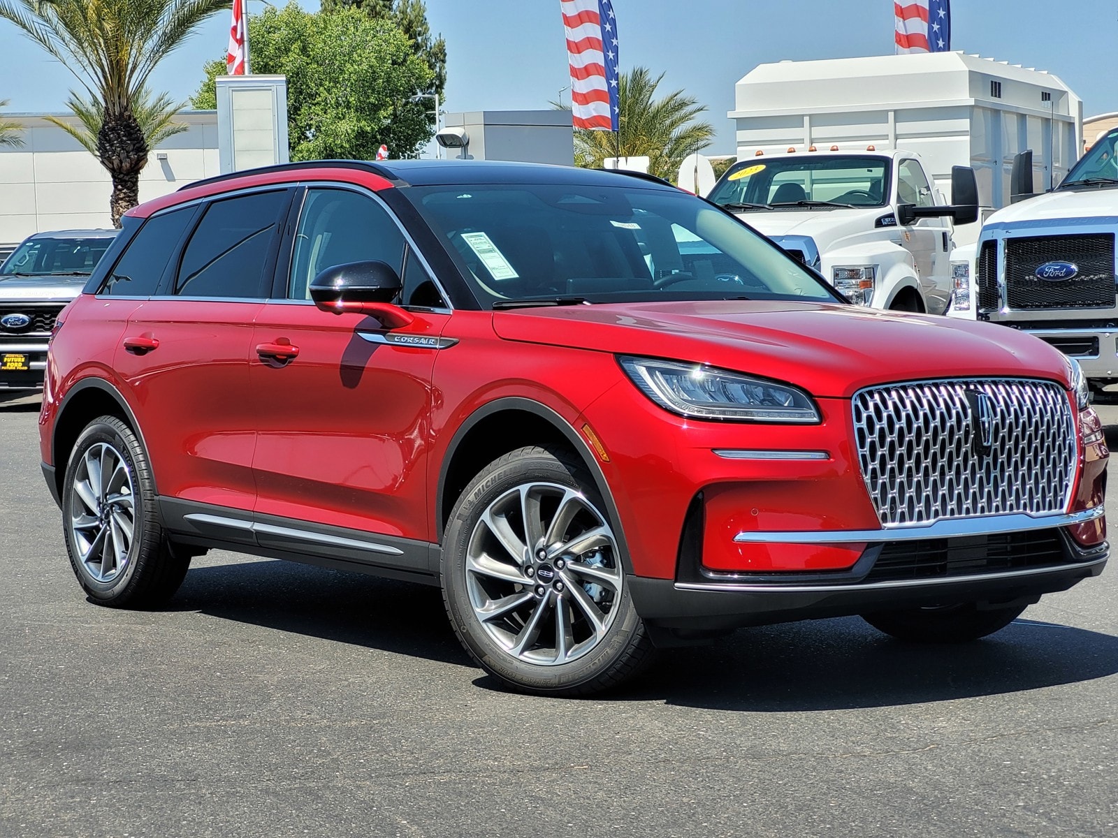 2025 Lincoln Corsair Premiere FWD's photo