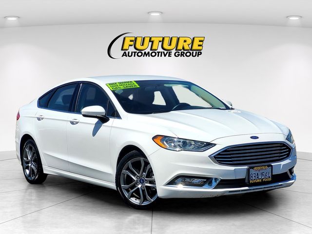 2017 Ford Fusion SE FWD's photo