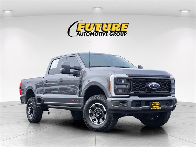 2023 Ford F-250 Super Duty Lariat's photo