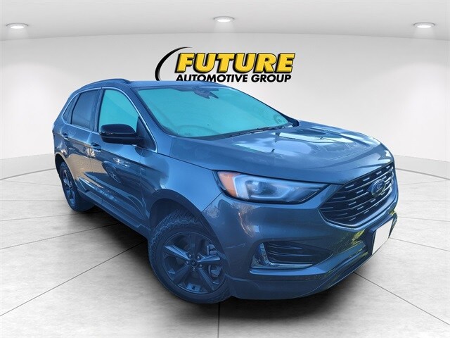 2022 Ford Edge SEL's photo