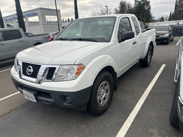 2020 Nissan Frontier S's photo