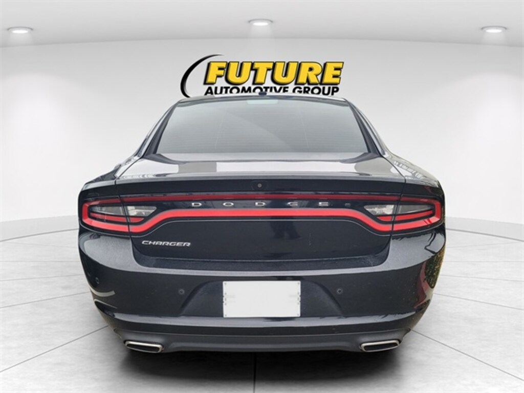 Used 2019 Dodge Charger SXT Sedan