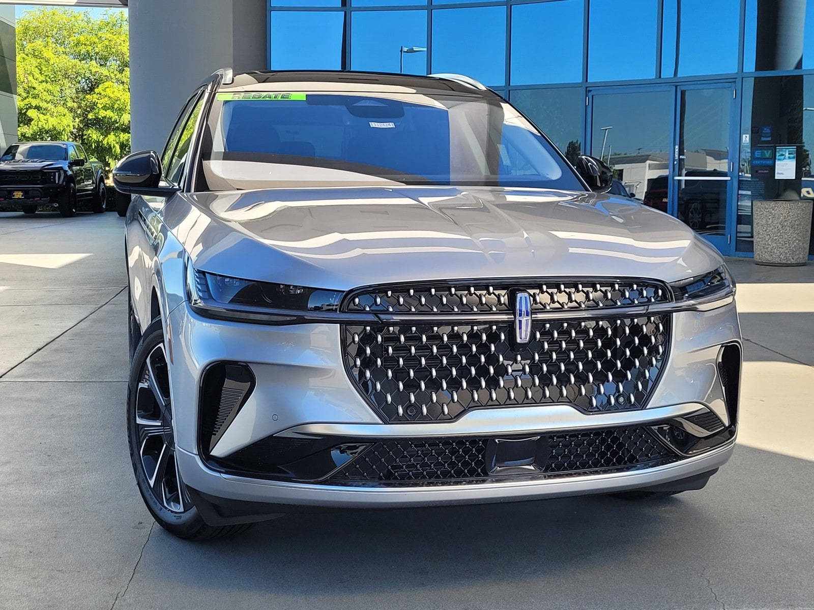2026 Lincoln Nautilus Reserve AWD's photo