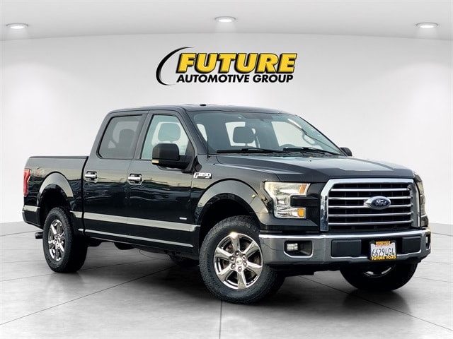 2015 Ford F-150 XLT's photo