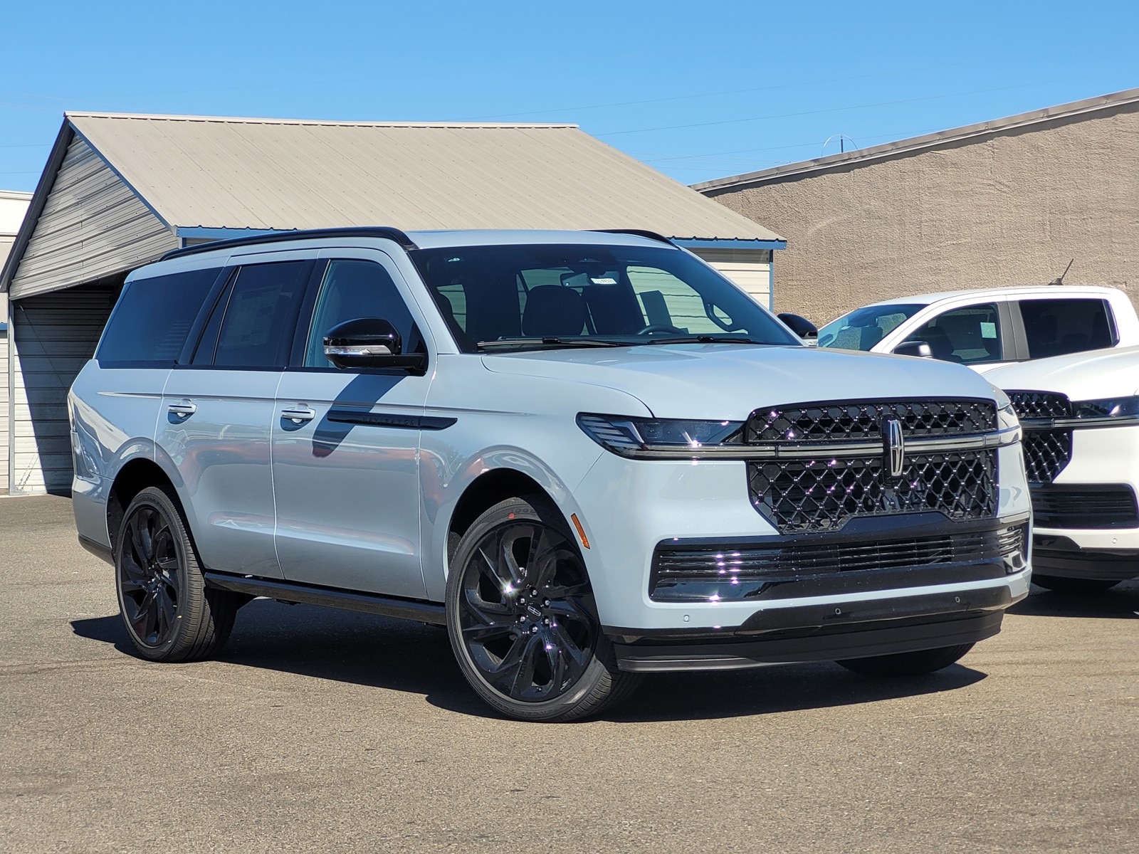 2027 Lincoln Navigator