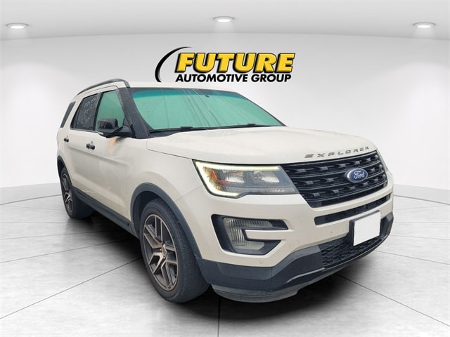 2017 Ford Explorer Sport's photo