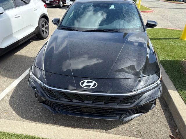 2025 Hyundai Elantra