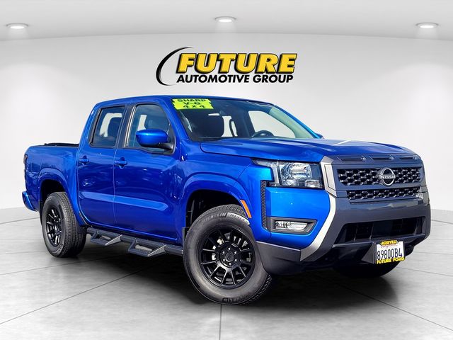 2025 Nissan Frontier SV Crew Cab 4X4 SWB's photo