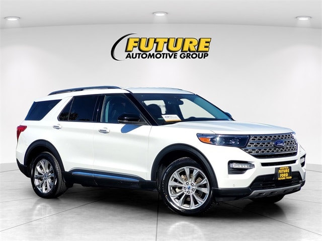 2023 Ford Explorer Limited's photo